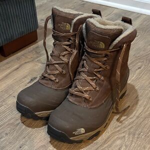 The North Face Chilkat II Insulated Winter Boots Men’s 11 Brown Heatseeker 200g